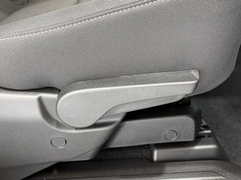 New 2026 Chevrolet Traverse LT image 29