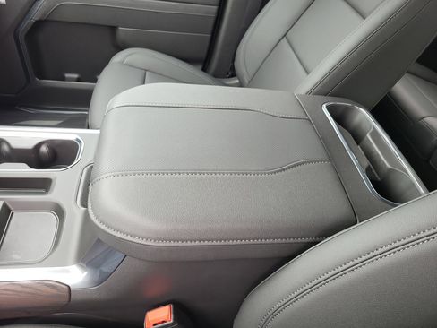 New 2026 GMC Sierra 1500 SLT w/ SLT Premium Package image 26