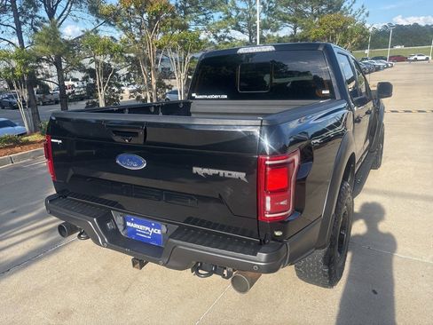 Used 2018 Ford F150 Raptor w/ Equipment Group 802A Luxury image 12