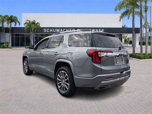 Certified 2023 GMC Acadia Denali w/ Denali Ultimate Package image 5