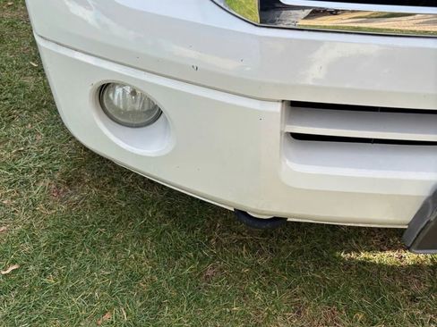 Used 2008 Ford Expedition XLT image 18