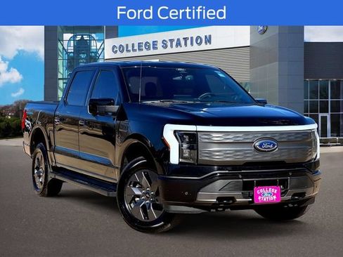 Certified 2022 Ford F150 Lightning Lariat image 1