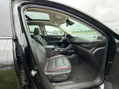 Used 2022 Buick Envision Essence w/ Sport Touring Package AWD/4WD image 11