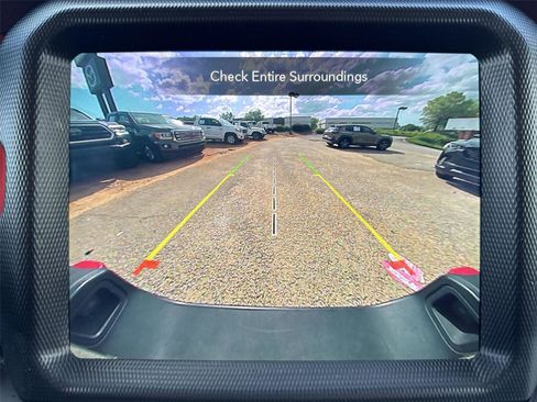 Used 2022 Jeep Gladiator Rubicon w/ Cold Weather Group AWD/4WD image 18