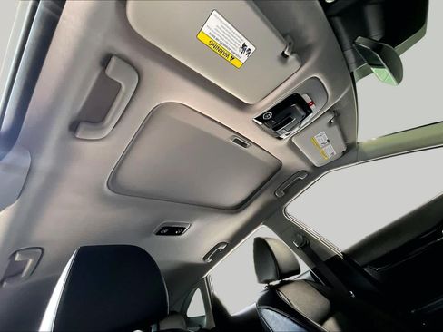 Certified 2025 Kia Seltos SX w/ SX Sunroof Package AWD/4WD image 14