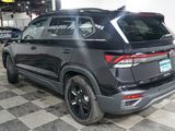 New 2025 Volkswagen Taos SE image 5