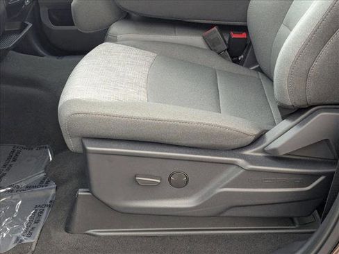 New 2026 Ford F250 XLT w/ XLT Premium Package image 4