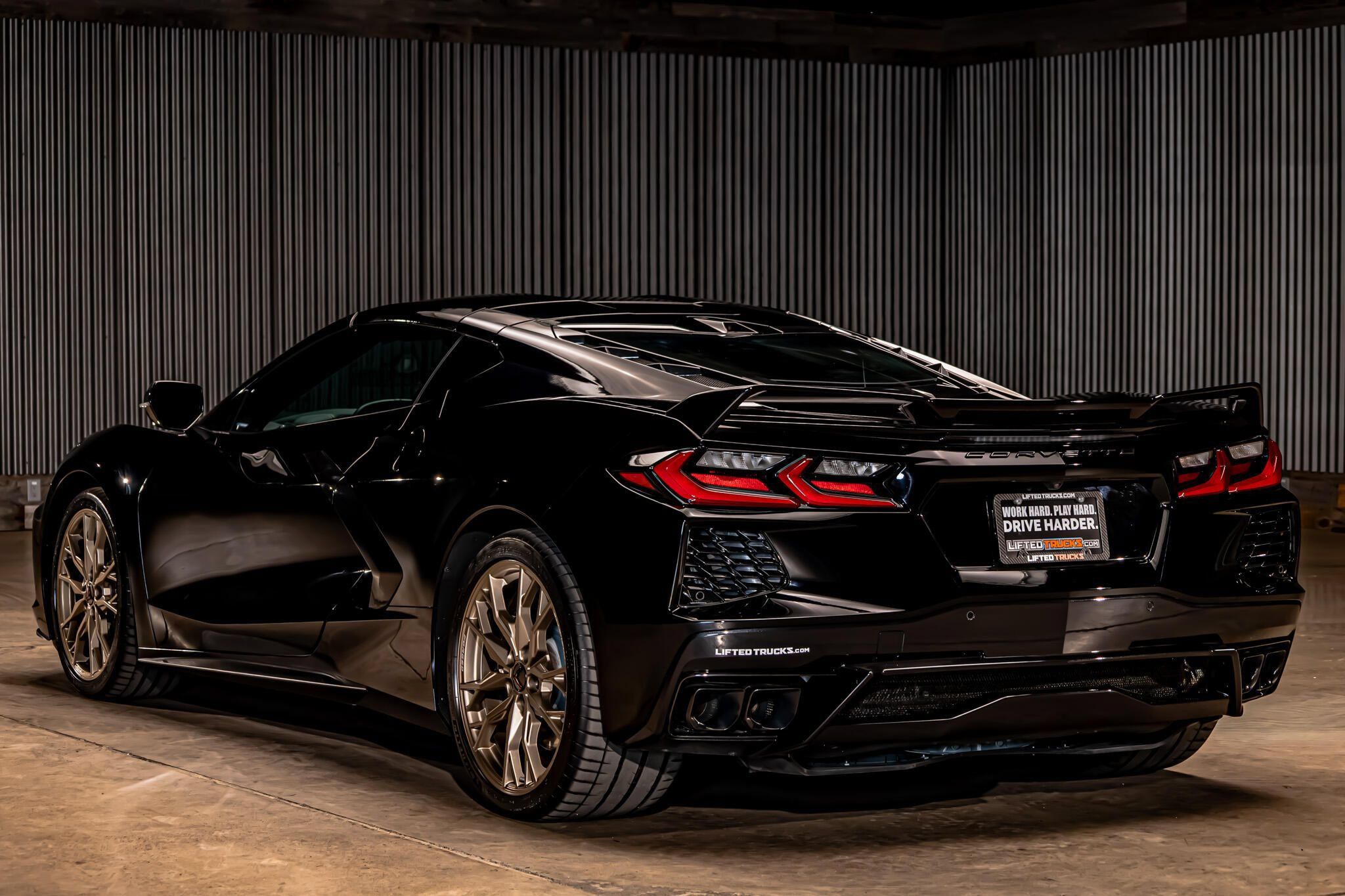 Used 2024 Chevrolet Corvette Stingray Coupe w/ Z51 Performance Package RWD image 7
