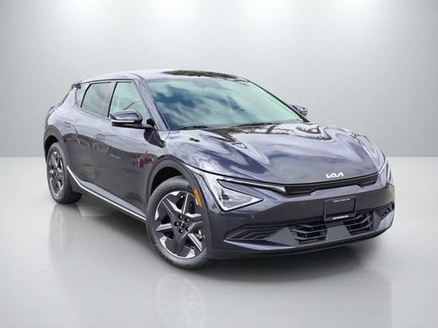 New 2026 Kia EV6 Light RWD image 1