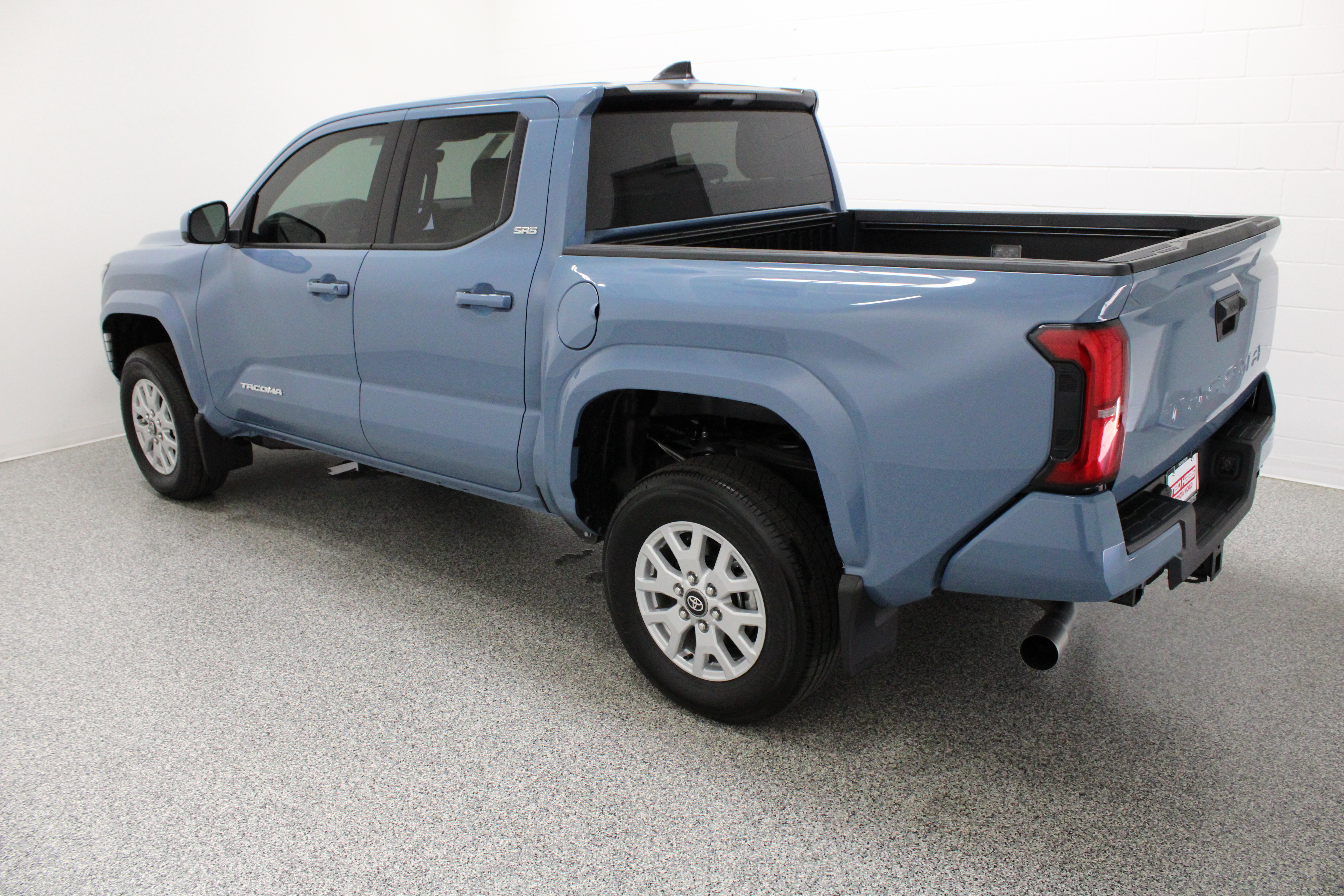Certified 2026 Toyota Tacoma SR5 RWD image 10