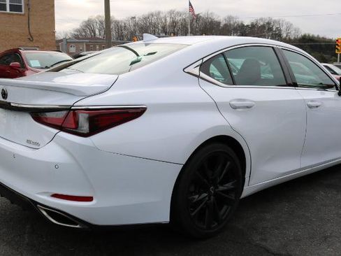 Used 2022 Lexus ES 350 F Sport w/ Accessory Package image 8