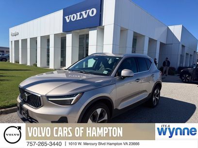 Used 2024 Volvo XC40 B5 Plus w/ Protection Package Premier