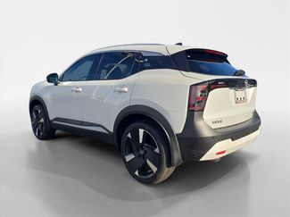 New 2026 Nissan Kicks SR AWD/4WD video 3