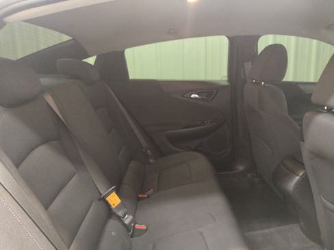 Used 2022 Chevrolet Malibu RS FWD image 19