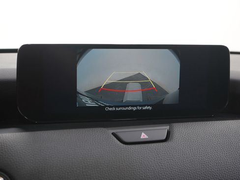 Certified 2024 MAZDA CX-90 Plug-In Hybrid w/ Preferred AWD/4WD image 28