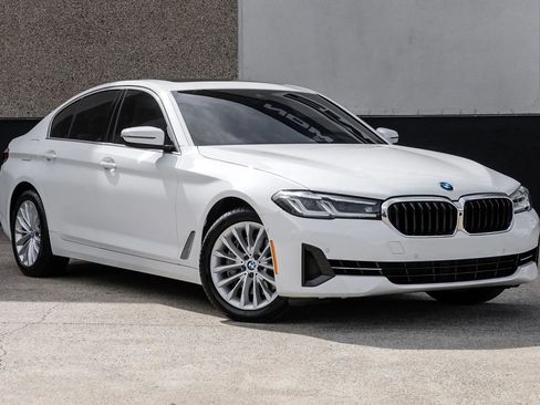 Used 2021 BMW 540i xDrive 540i xDrive Sedan 4D w/ Executive Package image 6