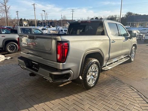 Used 2024 GMC Sierra 1500 Denali w/ Technology Package image 9