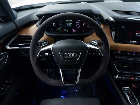 Used 2024 Audi e-tron GT Premium Plus AWD/4WD image 12