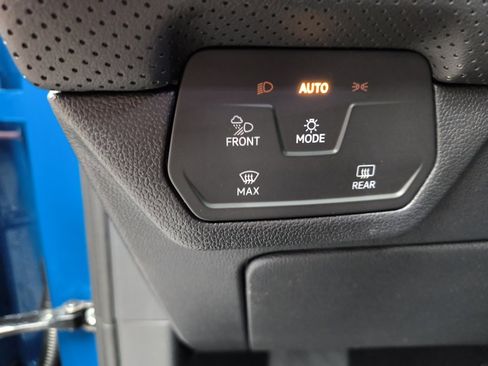 New 2025 Volkswagen Atlas Cross Sport SE image 26