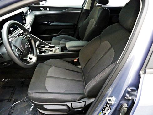 Used 2022 Kia K5 LXS FWD image 8
