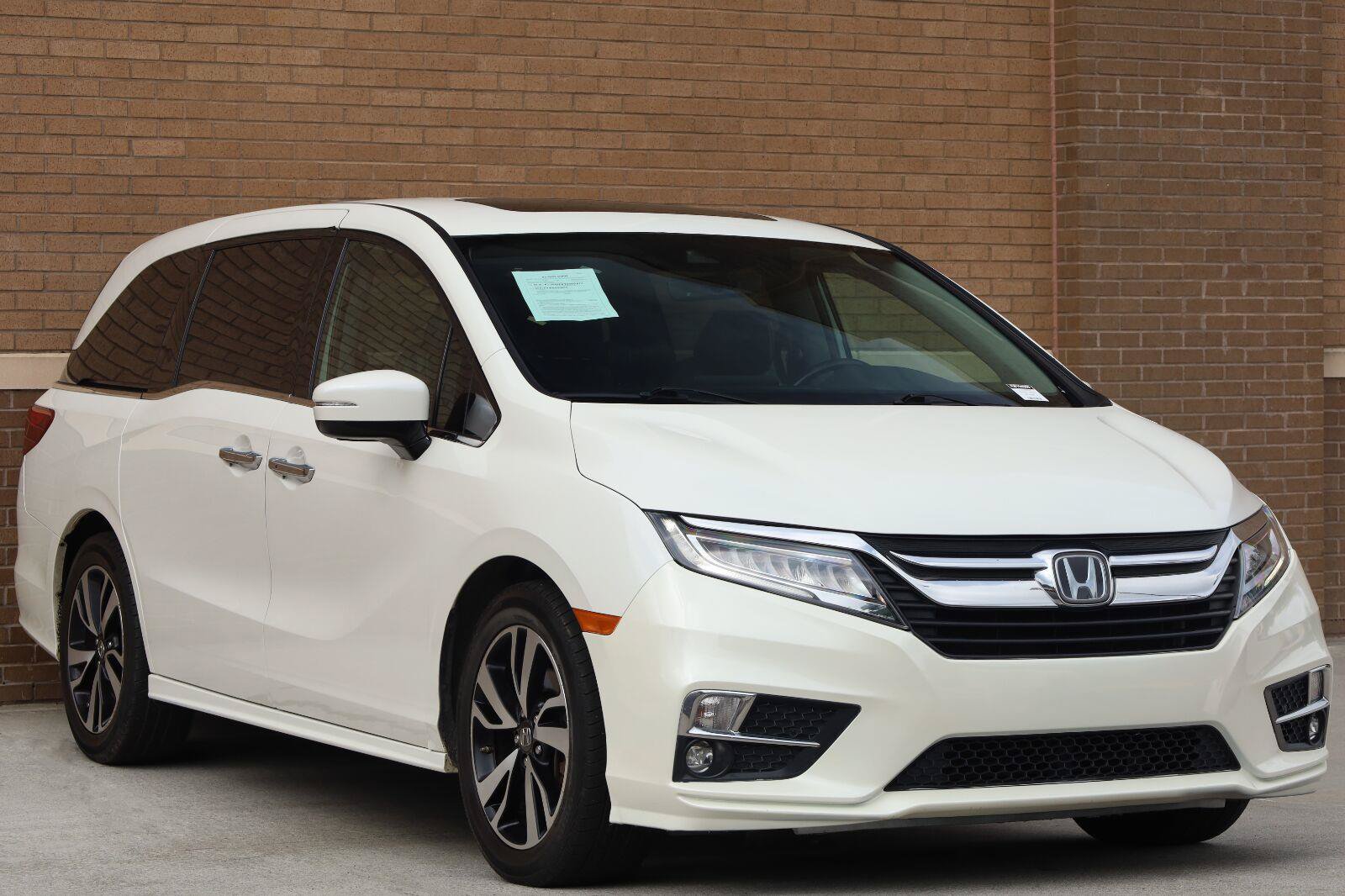 Used 2019 Honda Odyssey Elite image 7