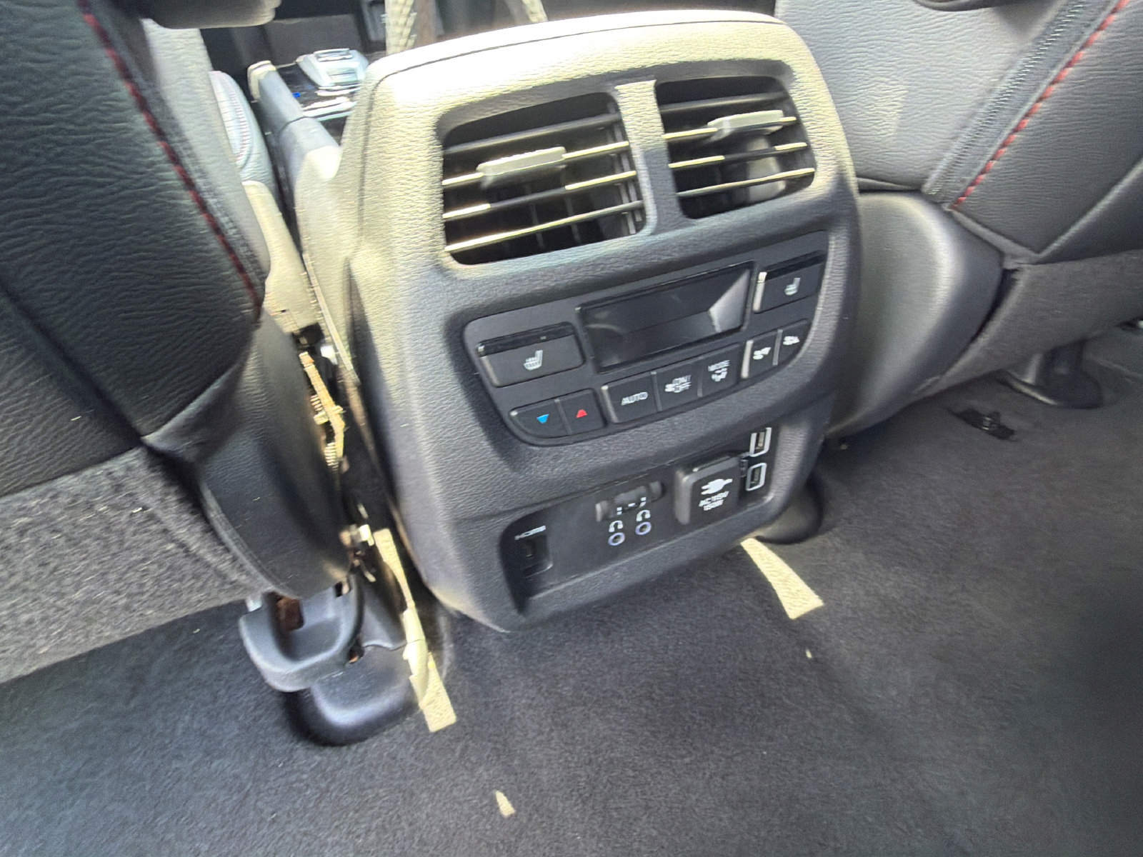 Used 2020 Honda Pilot Black Edition image 40