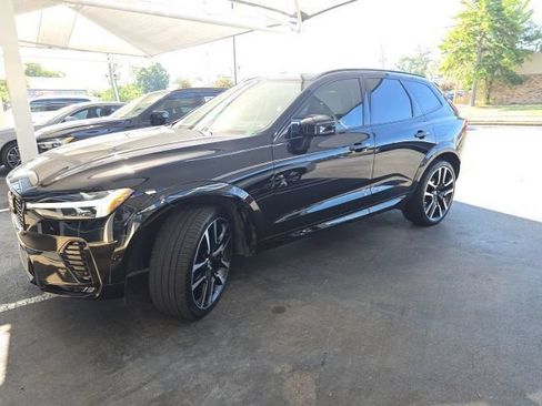 Certified 2024 Volvo XC60 B5 Ultimate w/ Protection Package Premier AWD/4WD image 2
