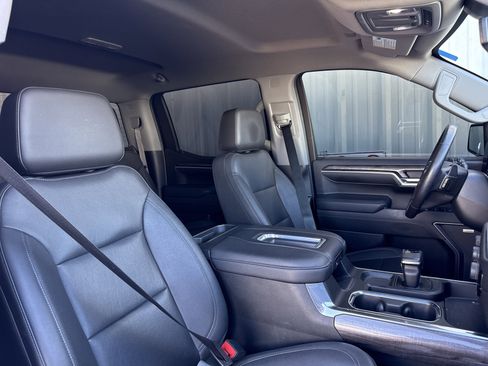 Used 2022 Chevrolet Silverado 1500 LTZ image 4