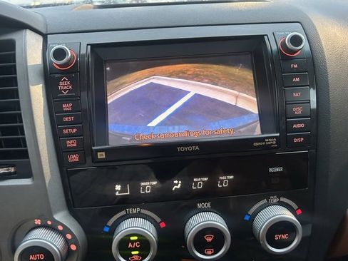 Used 2010 Toyota Sequoia Platinum image 18