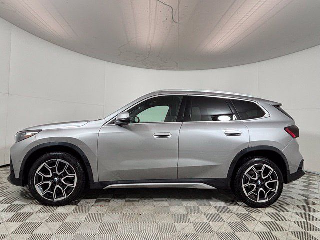 Used 2023 BMW X1 xDrive28i w/ Convenience Package AWD/4WD image 4