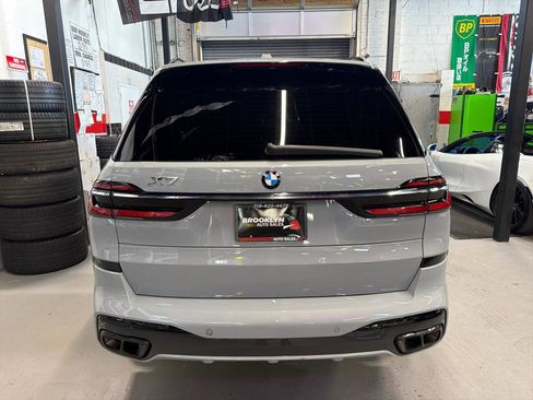 Used 2023 BMW X7 xDrive40i w/ Executive Package image 7