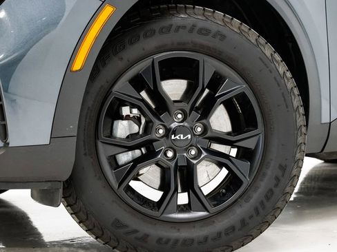 Certified 2024 Kia Sportage X-Pro image 3