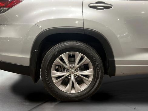 Used 2015 Toyota Highlander XLE image 35