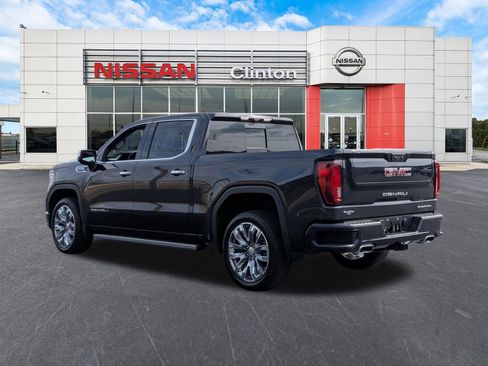 Used 2024 GMC Sierra 1500 Denali w/ Denali Reserve Package image 5
