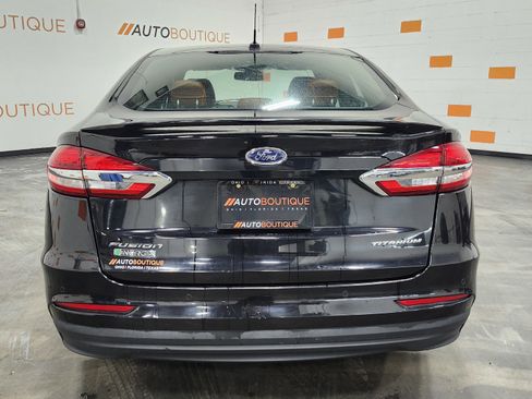 Used 2019 Ford Fusion Energi Titanium image 16