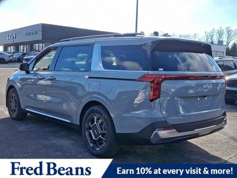 New 2026 Kia Carnival SX image 3