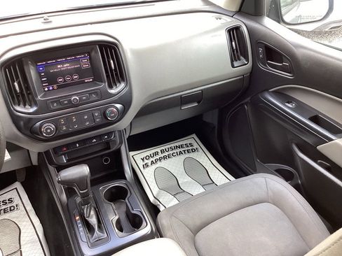 Used 2021 Chevrolet Colorado W/T w/ Custom Special Edition image 13