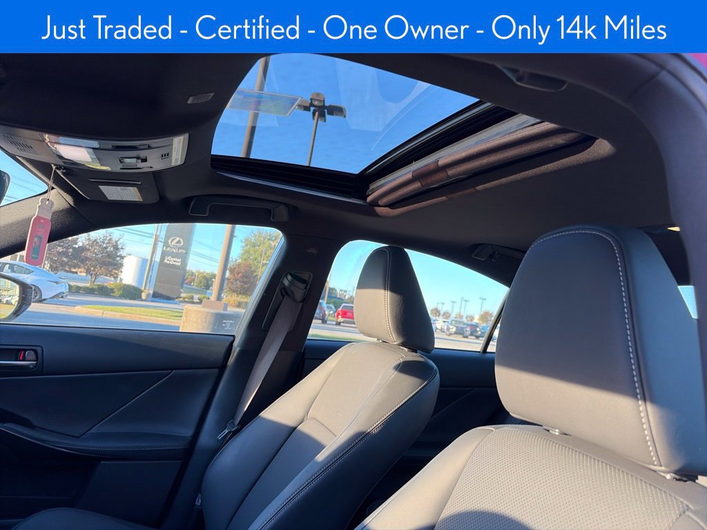 Used 2023 Lexus IS 300 w/ Comfort Package RWD image 12