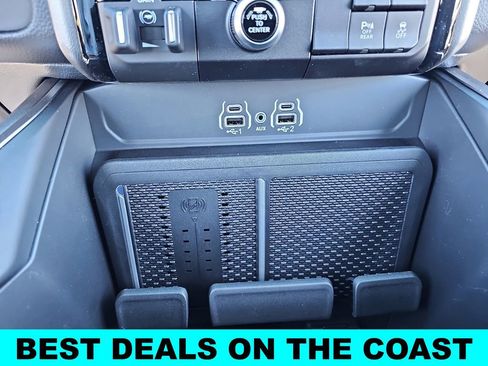 New 2026 RAM 1500 4x4 Crew Cab image 25