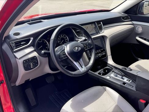 Used 2024 INFINITI QX50 Sensory w/ Accent Package AWD/4WD image 17