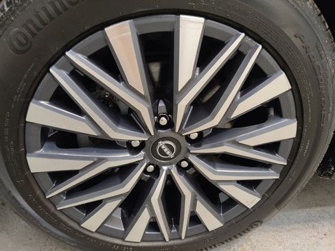 Used 2023 Nissan Altima 2.5 SV w/ SV Premium Package FWD image 31