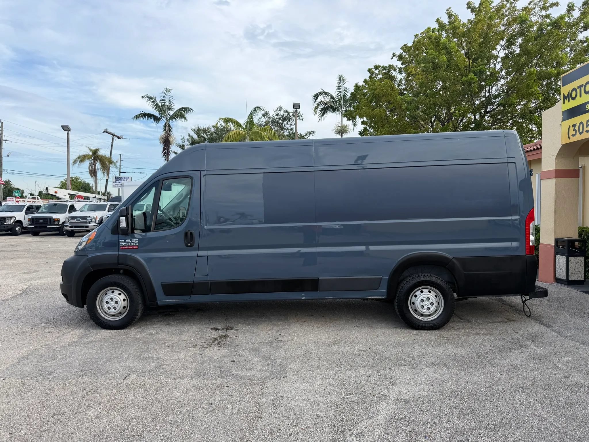 Used 2020 RAM ProMaster 3500 FWD image 2