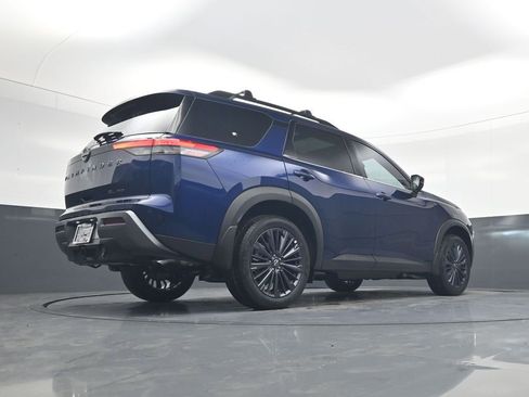 New 2026 Nissan Pathfinder SL AWD/4WD image 21