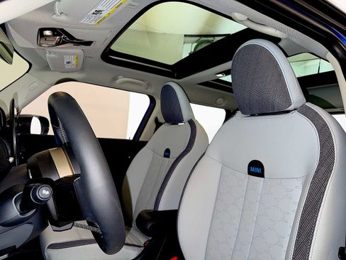 Certified 2025 MINI Cooper S FWD image 20