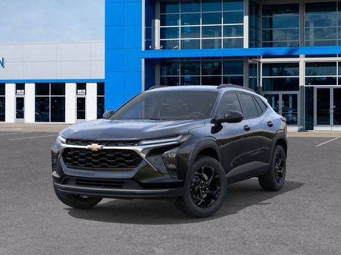 New 2026 Chevrolet Trax LT image 6
