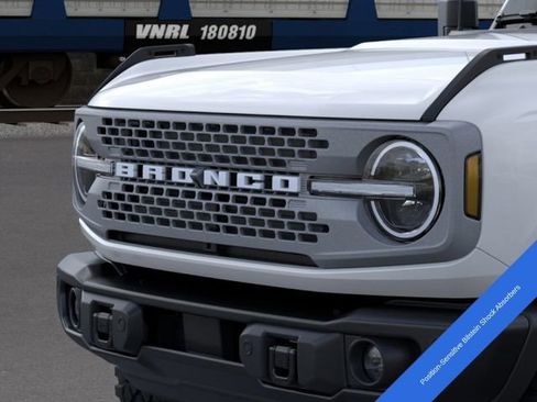 New 2026 Ford Bronco Badlands AWD/4WD image 22