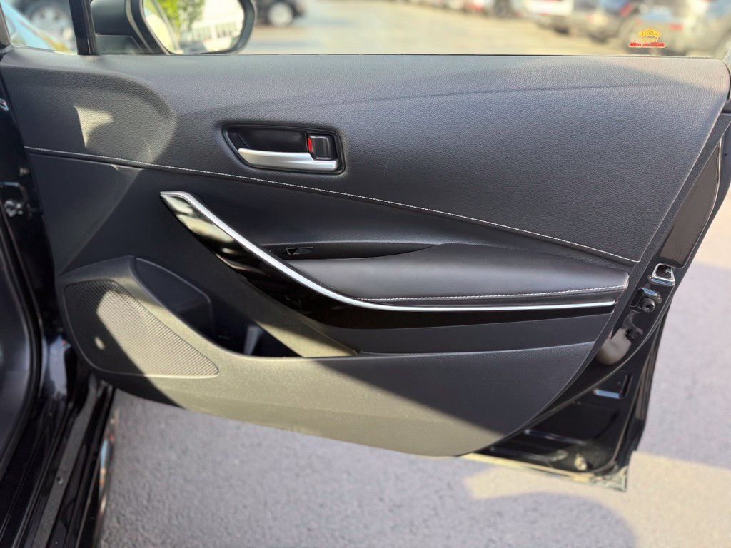 Used 2019 Toyota Corolla XSE FWD image 21
