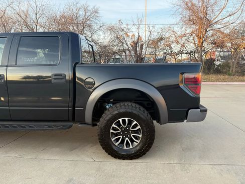 Used 2014 Ford F150 Raptor w/ Equipment Group 801A Luxury image 3