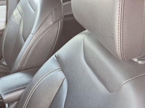 Used 2025 Jeep Compass Limited AWD/4WD image 30