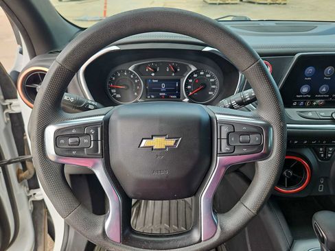 Used 2022 Chevrolet Blazer LT FWD image 19